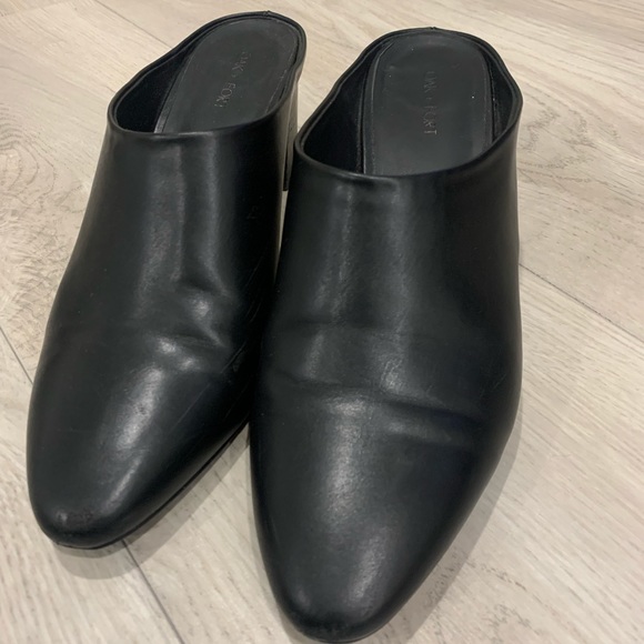 Oak + Fort Black Heels - Picture 2 of 5